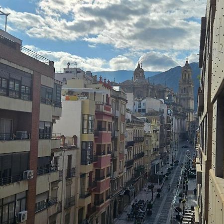 Apartamento Centro Catedral Carrera 27, 1 Plaza De Aparcamiento Y Netflix Gratis Jaén Exterior foto